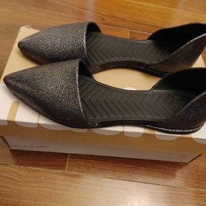 NIB Native Audrey Bling Flat